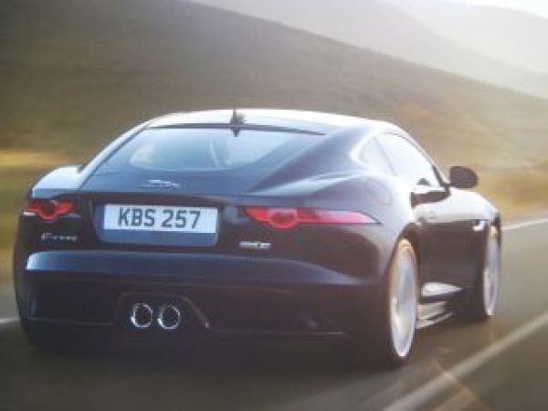 Jaguar Modellübersicht XE XF F-Type Coupé +Cabriolet XJ F-Pace