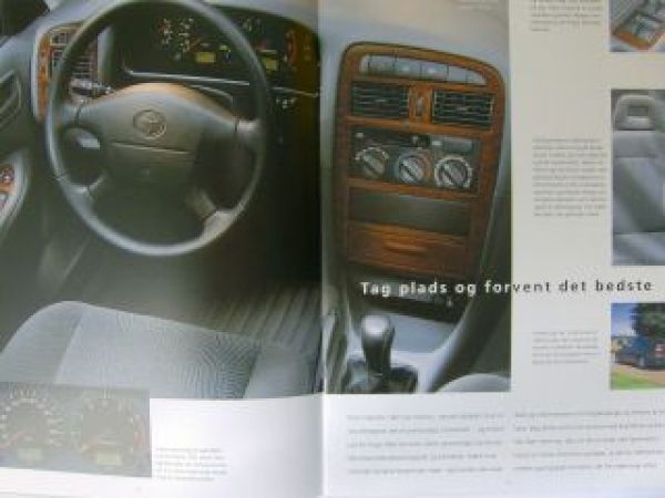 Toyota Avensis Dänischer Prospekt NEU